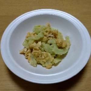 苦味がおいしい　白ゴーヤの卵とじ